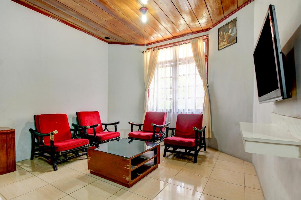 Hotel Oyo 3180 Rian